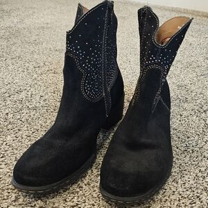 B.O.C. Born Concepts Cake 13 Studded Black Leather Cowboy Western Boot Sz 7.5.